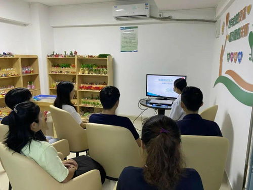 心理咨詢進駐瓊海市人民法院 關(guān)愛干警心理健康 助推訴訟服務(wù)水平